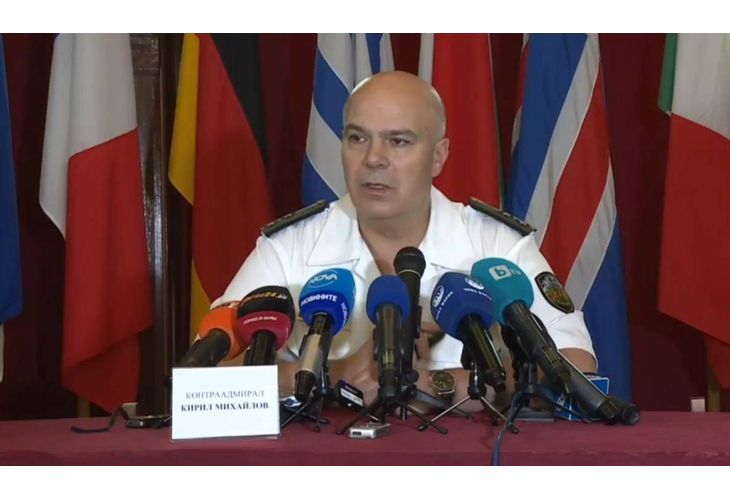 Контраадмирал Кирил Михайлов Контраадмирал Кирил Михайлов